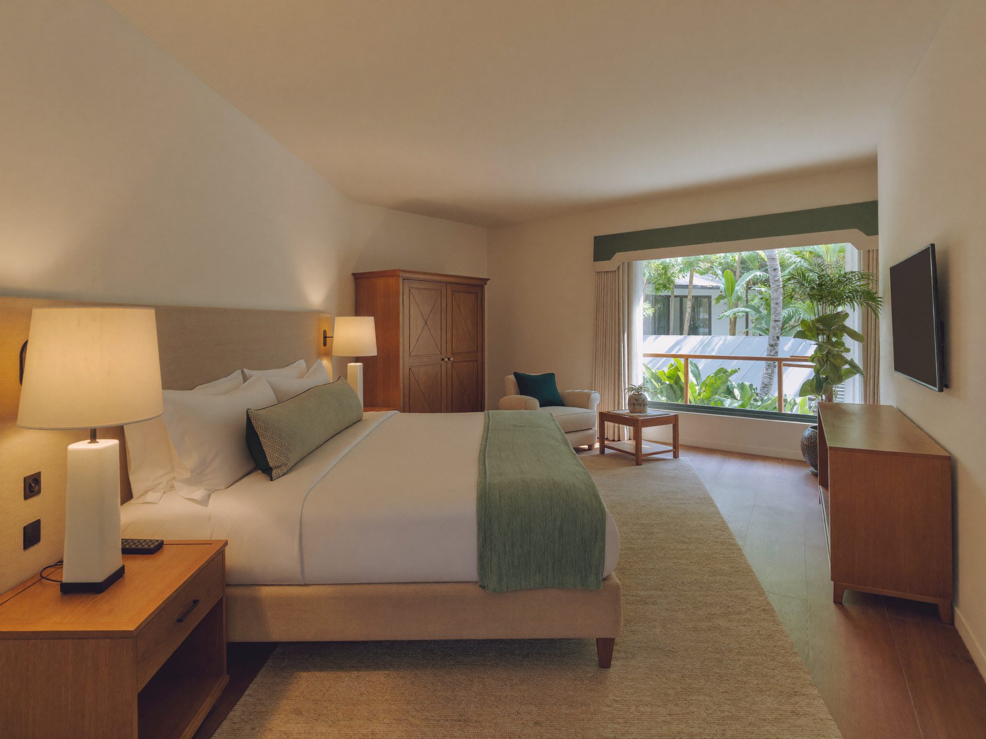 Habitación con cama grande
